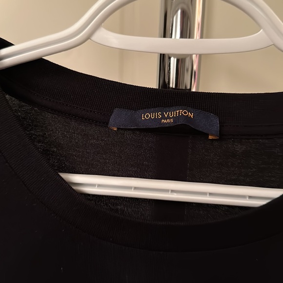 Louis Vuitton T-shirt - Picture 3 of 4